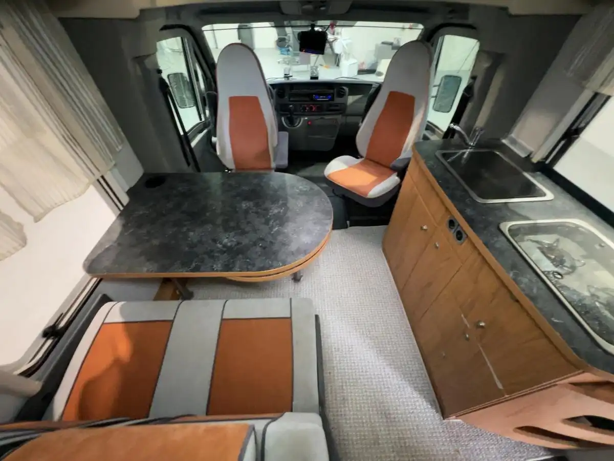 RENAULT Bürstner MegaVan IT 675 - Ansicht 7